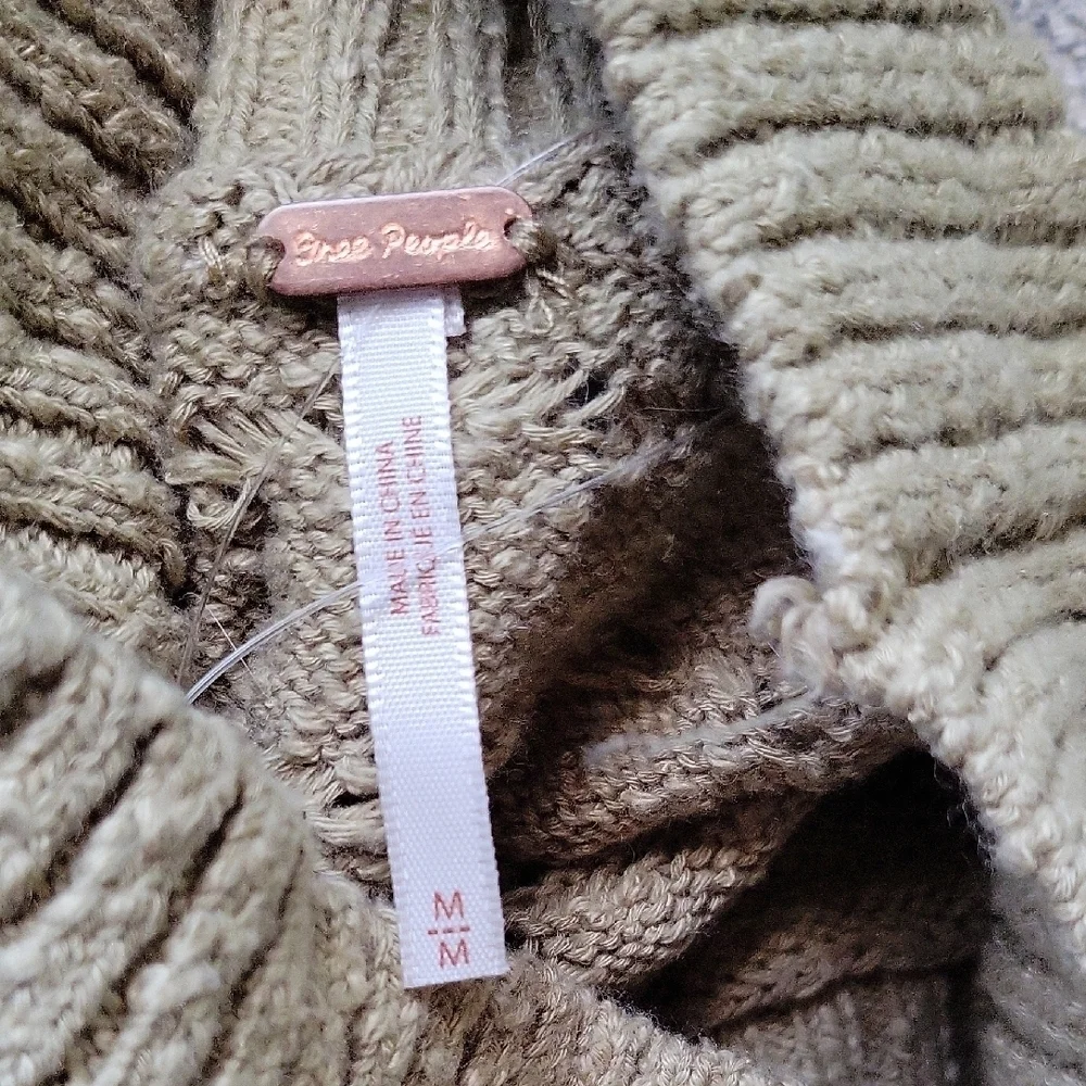 Free People Rosemary Textured Turtleneck Sweater - Olive Size M